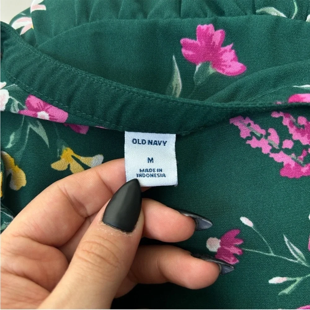 OLD NAVY Dark Green Floral Print Georgette Swing Blouse Size Medium - Picture 8 of 10